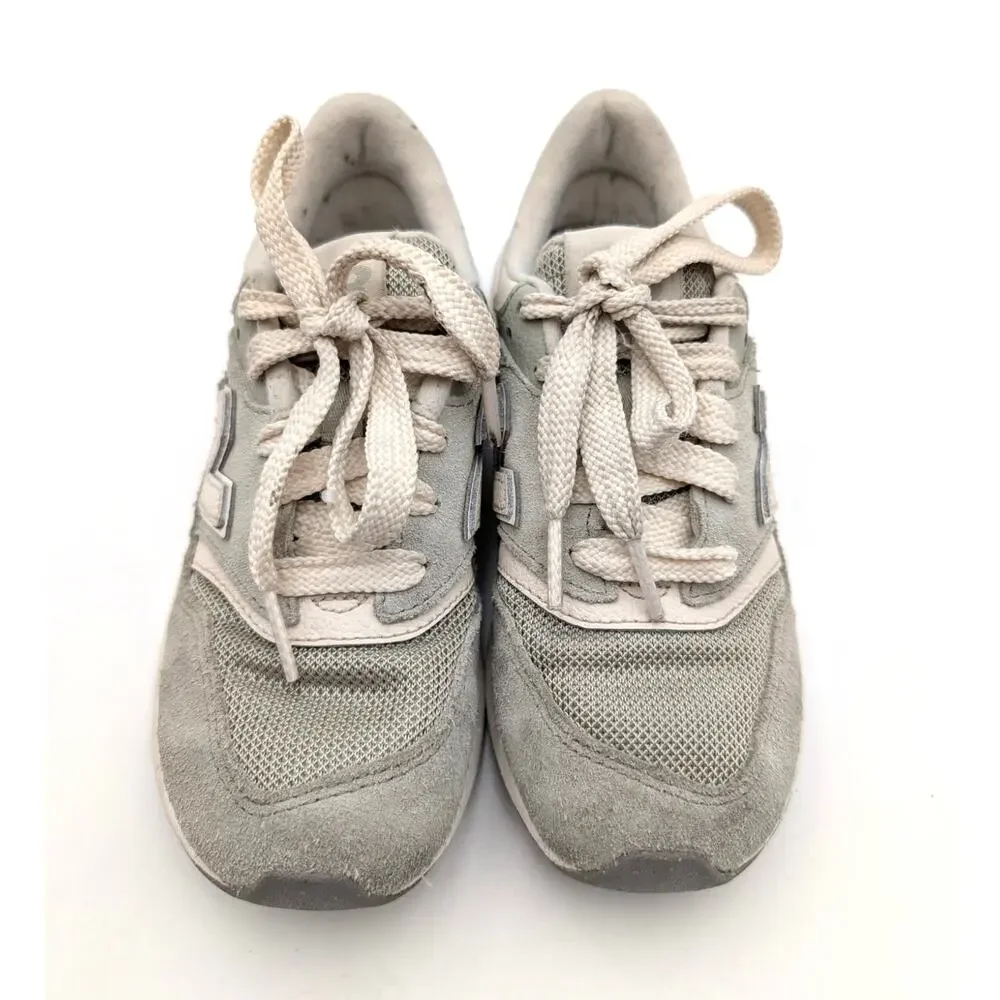New Balance 997R Sneaker Shoes Little Kids' Olivine Linen Size US13.5 EU32